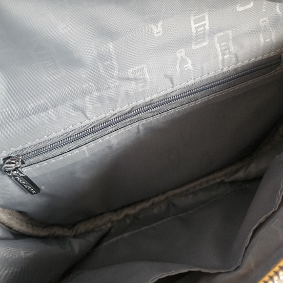 NWOT PIXIEMOOD Brooklyn crossbody in Lemonade - Picture 4 of 5